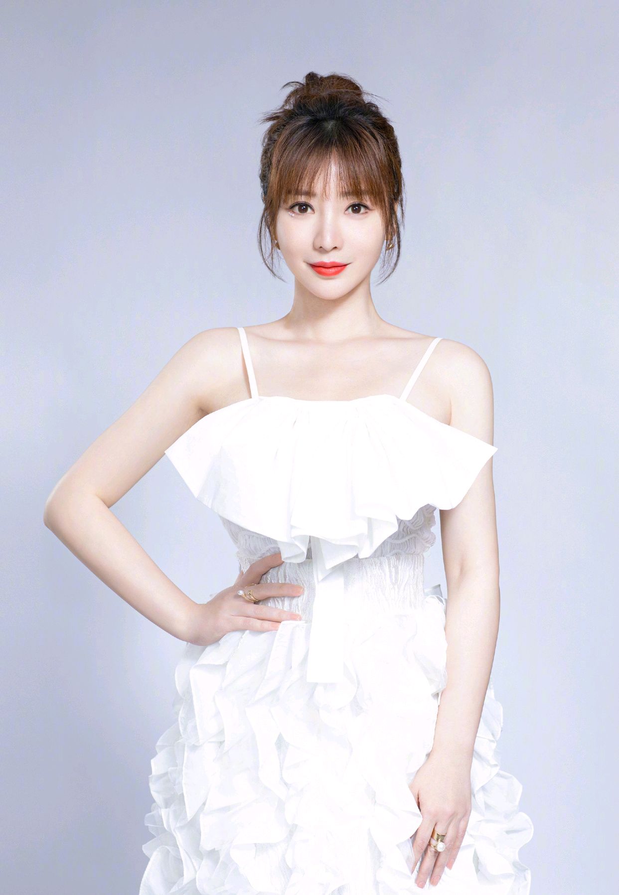 ���Ҵ���ɫ��������ȹ����������Ůһ��